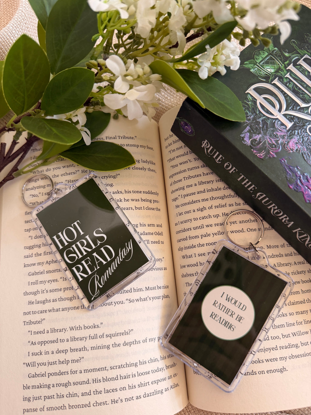 Hot Girls Read Romantasy Keychain