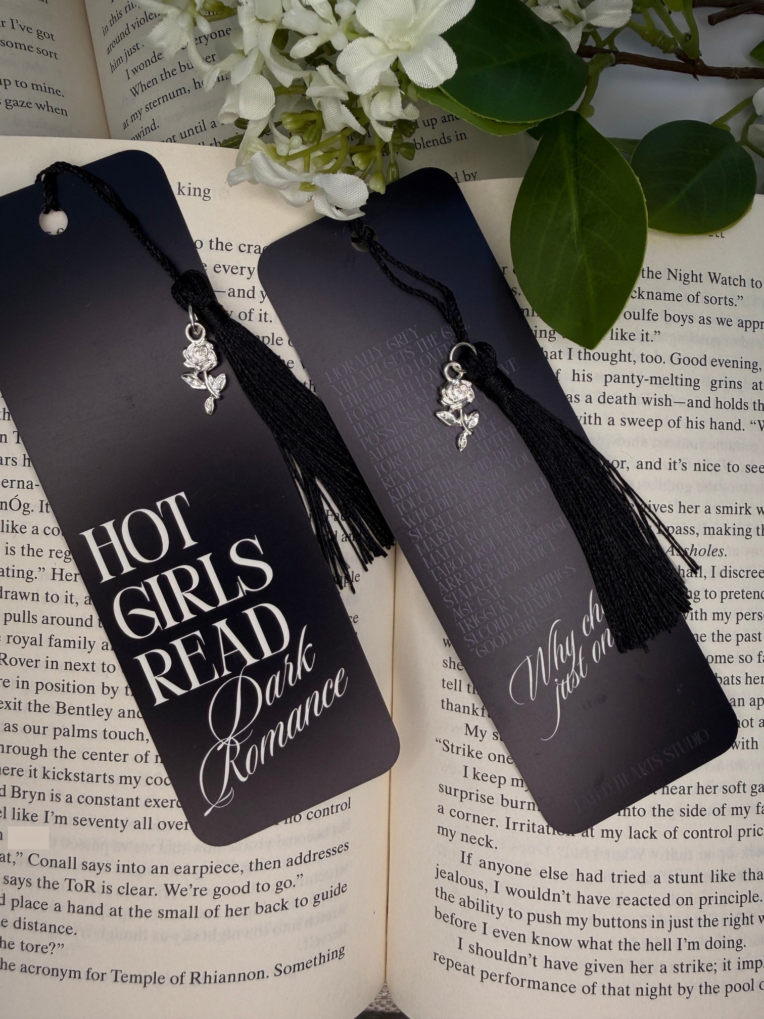 Hot Girls Read Dark Romance