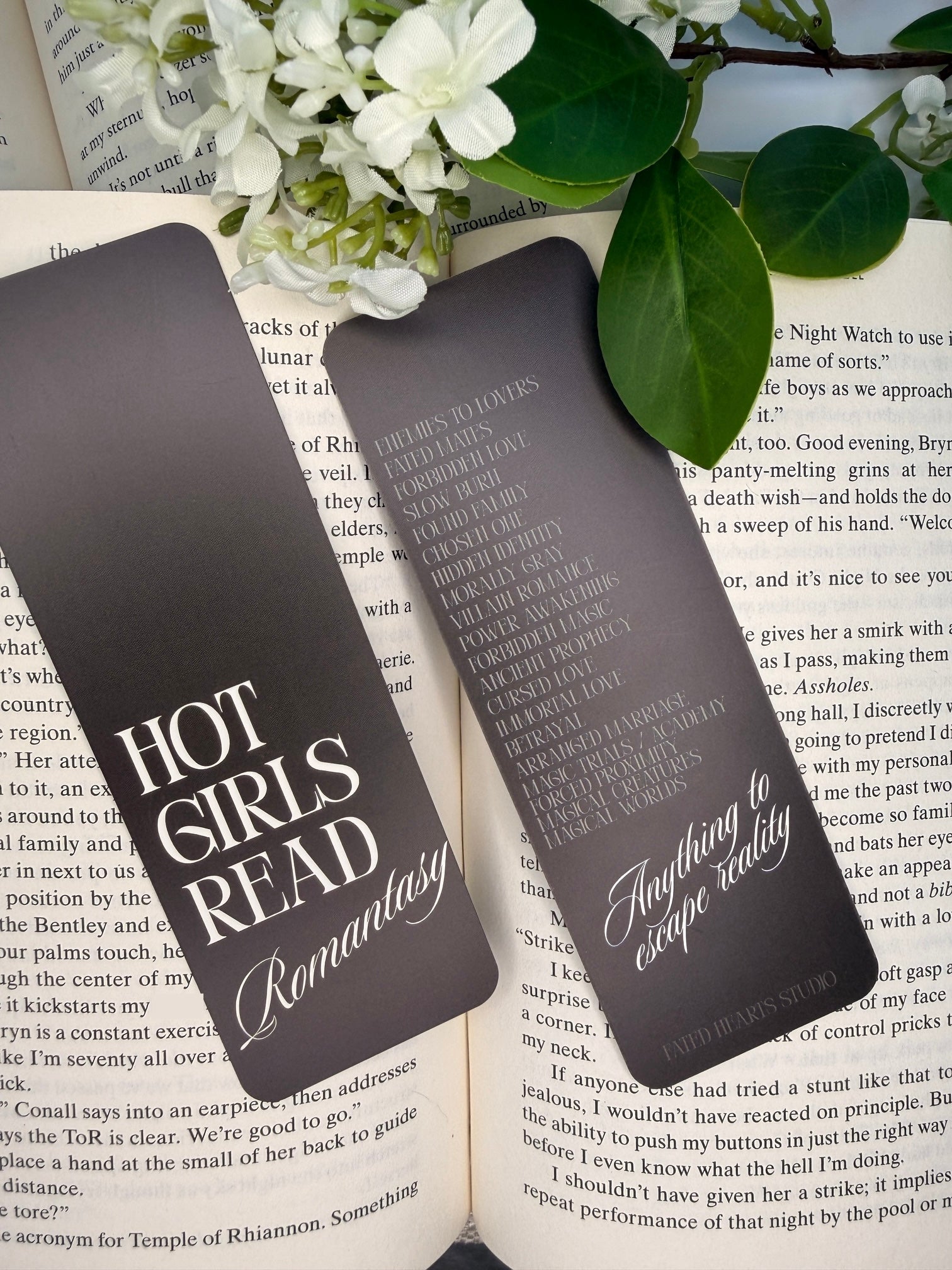 Hot Girls Read Romantasy